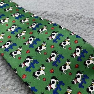 Burberry silk Cow pasture Tie light green vintage logo